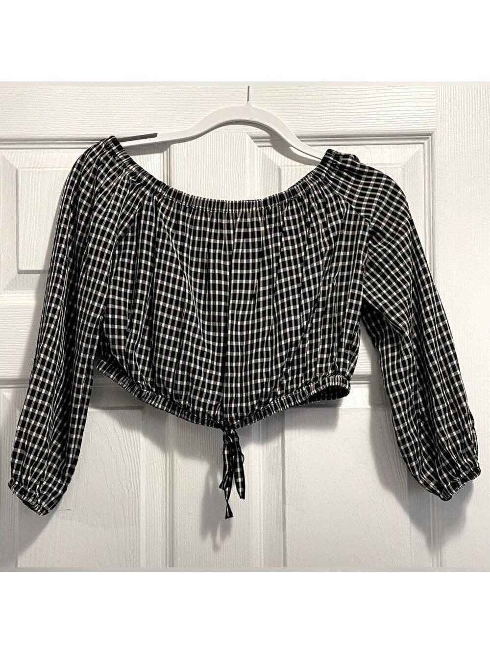 Wilfred Aritzia Eleanora Off the Shoulder
Cropped Blouse Top Gingham Size Small
